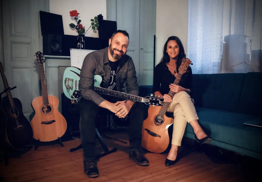Anna et Jean-Christophe dans la salle de musique de Longueau